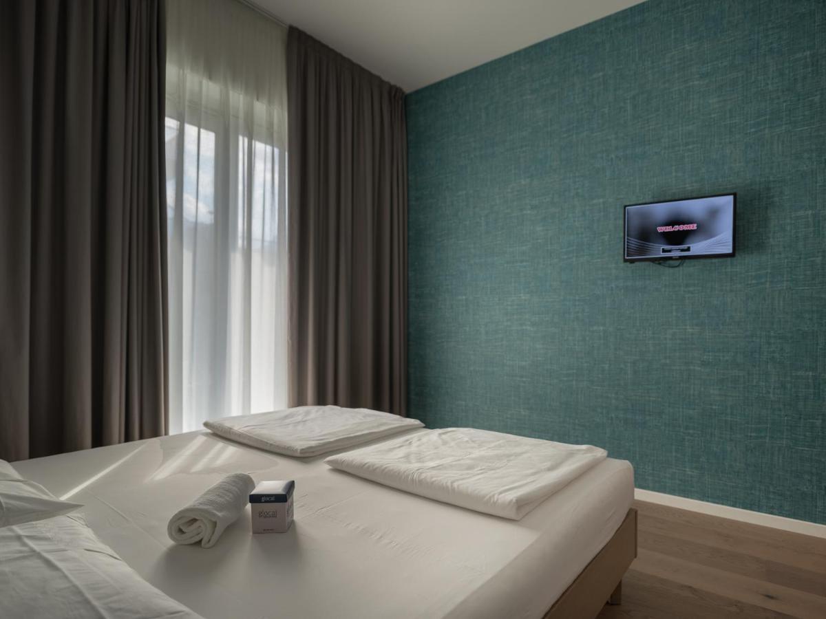 Glocal Torbole Hotell Torbole Sul Garda Exteriör bild